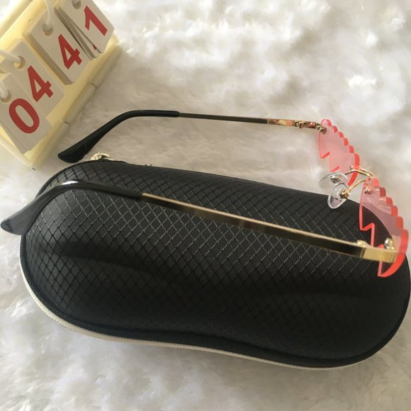 Gold Frame Pink Lens Fashion Party Sunglasse - Picture 2 of 4